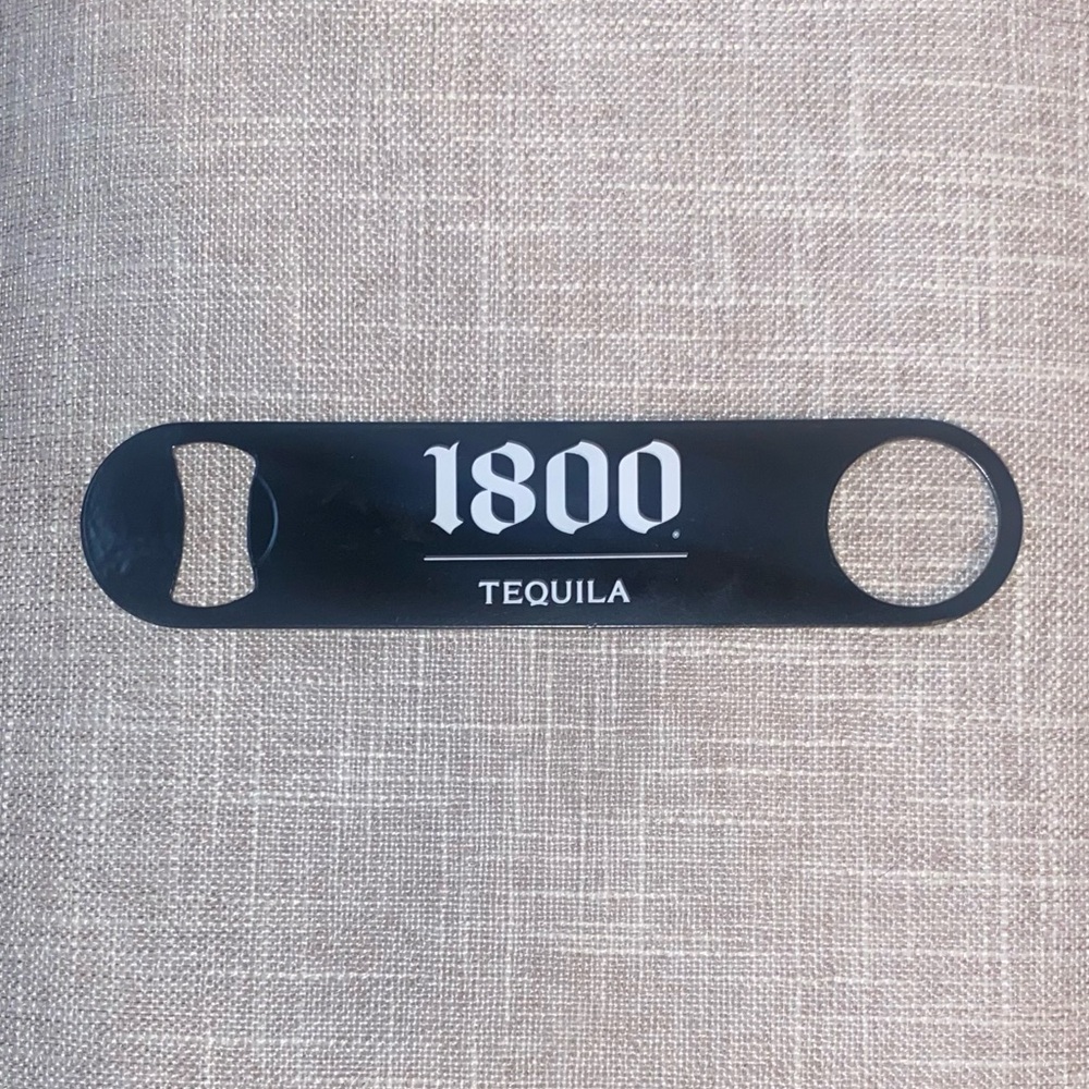 1800 tequila bottles opener see pictures for measurements